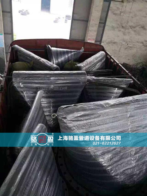 大批量法蘭式<a href=http://m.xbkjo.com/ target=_blank class=infotextkey><a href=http://m.xbkjo.com target=_blank class=infotextkey>鴨嘴閥</a></a>發(fā)貨現(xiàn)場