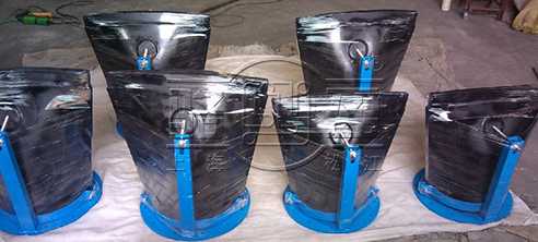 一組<a href=http://m.xbkjo.com/ target=_blank class=infotextkey><a href=http://m.xbkjo.com target=_blank class=infotextkey>鴨嘴閥</a></a>等待發(fā)貨